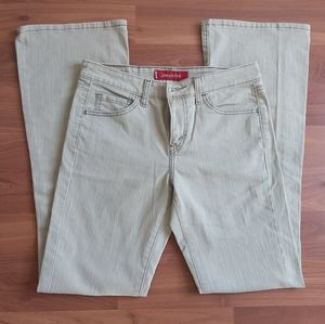 Levi's 9 Long tan flare Low Stretch